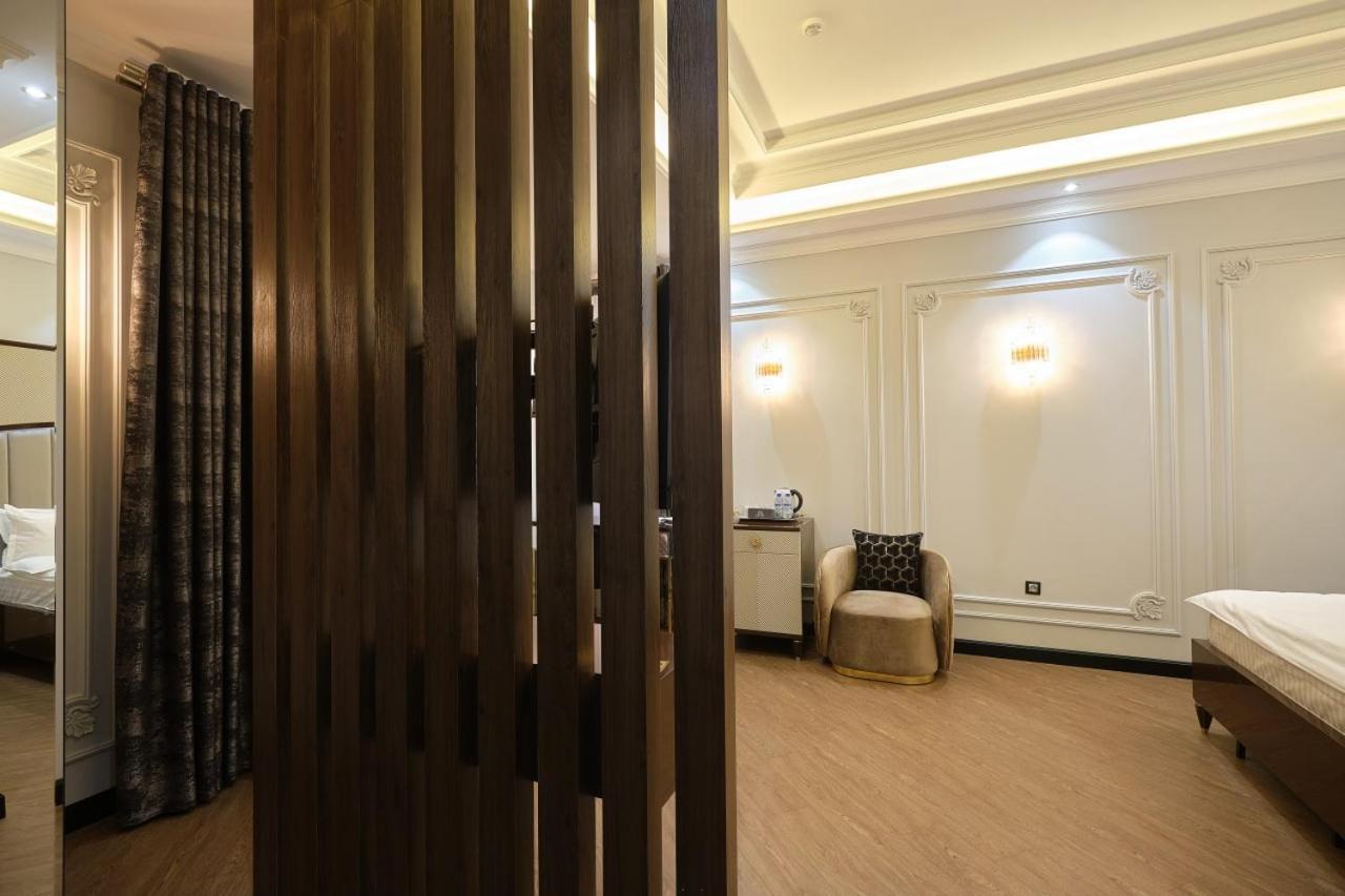 East Star Hotel Szamarkand Kültér fotó